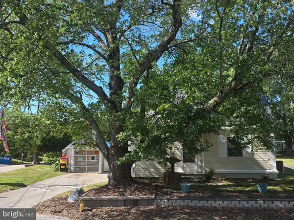 2 Friendship Rd, FRIENDSHIP, MD 20758