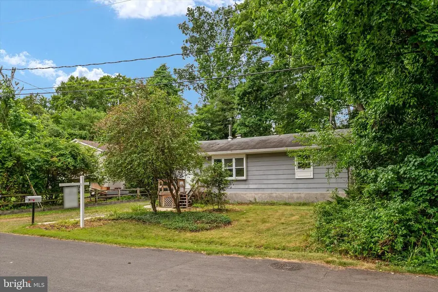 410 Walnut Dr, Annapolis, MD 21403 - #2
