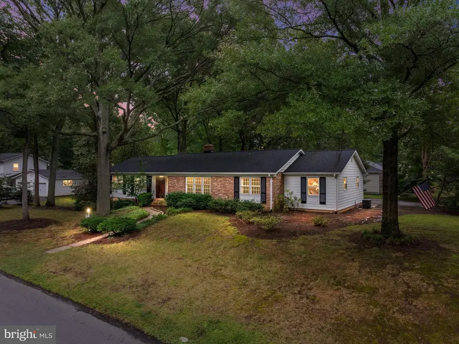 2741 Fennel Rd, Edgewater, MD 21037 - #2