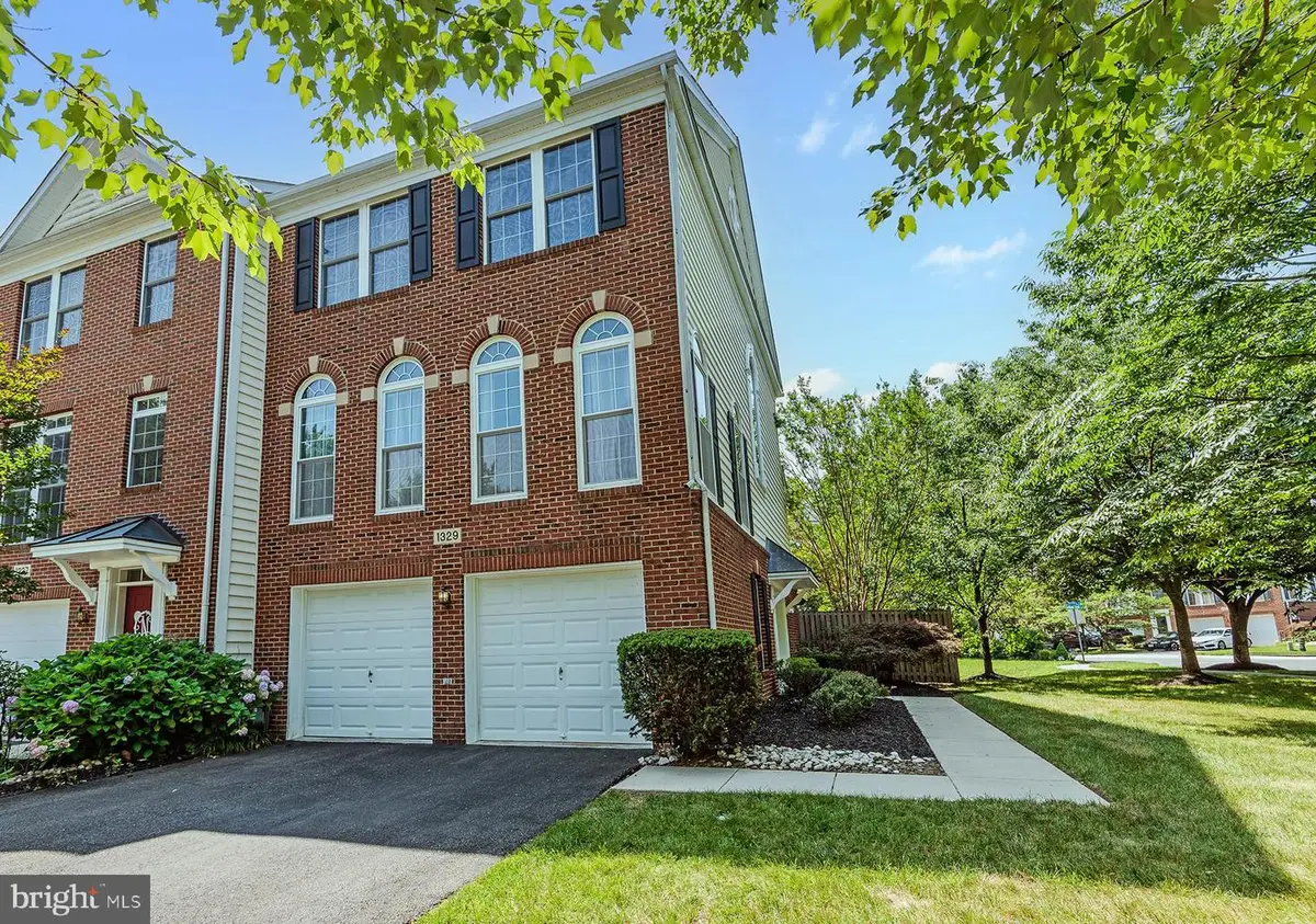 1329 Peppertree Ct, Crofton, MD 21114 - #1