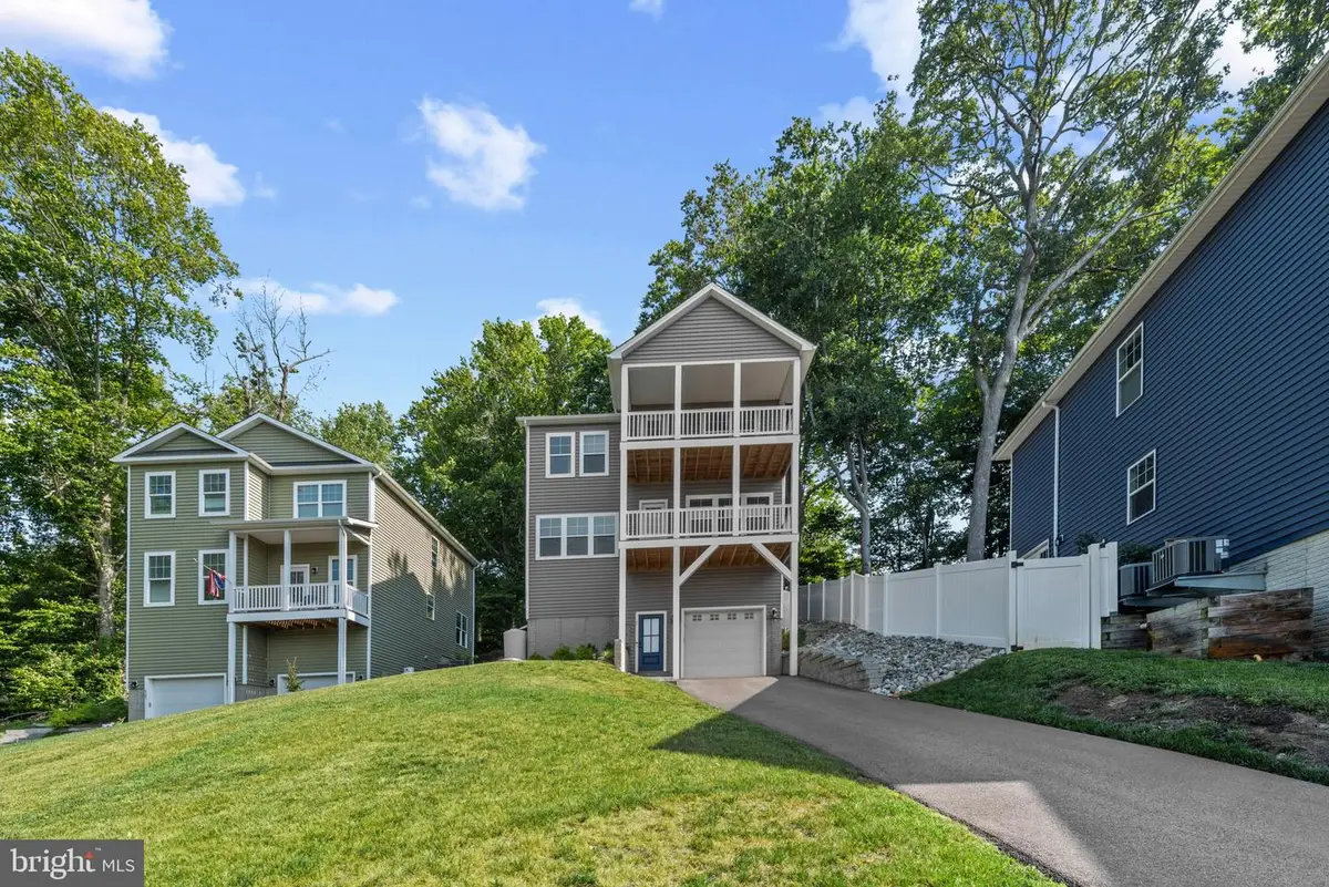 425 Walnut Dr, Edgewater, MD 21037 - #1