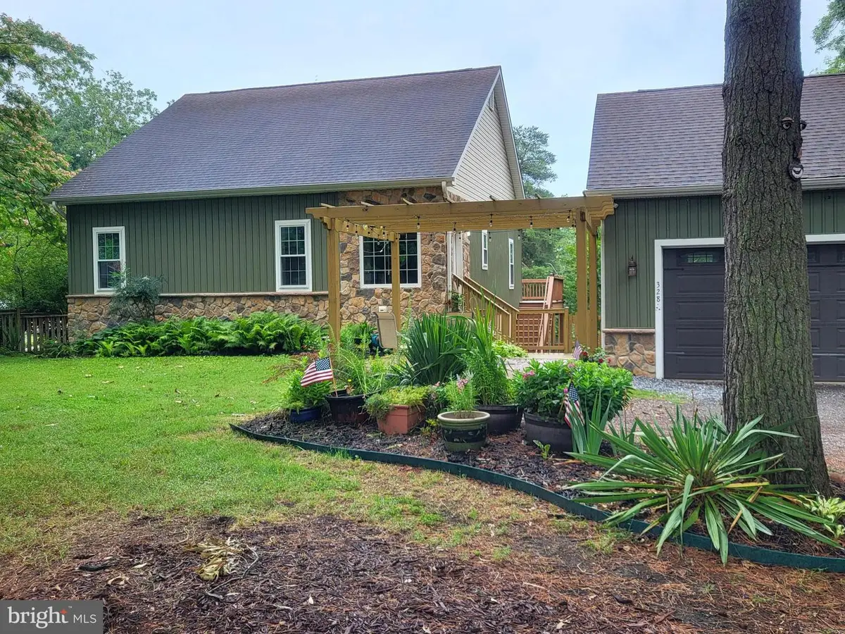 328 Oakdale Rd, Pasadena, MD 21122 - #1