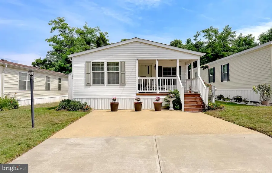 309 Berts Dr, Lothian, MD 20711 - #2