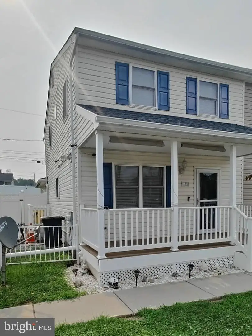830 Bentwillow Dr, Glen Burnie, MD 21061 - #2