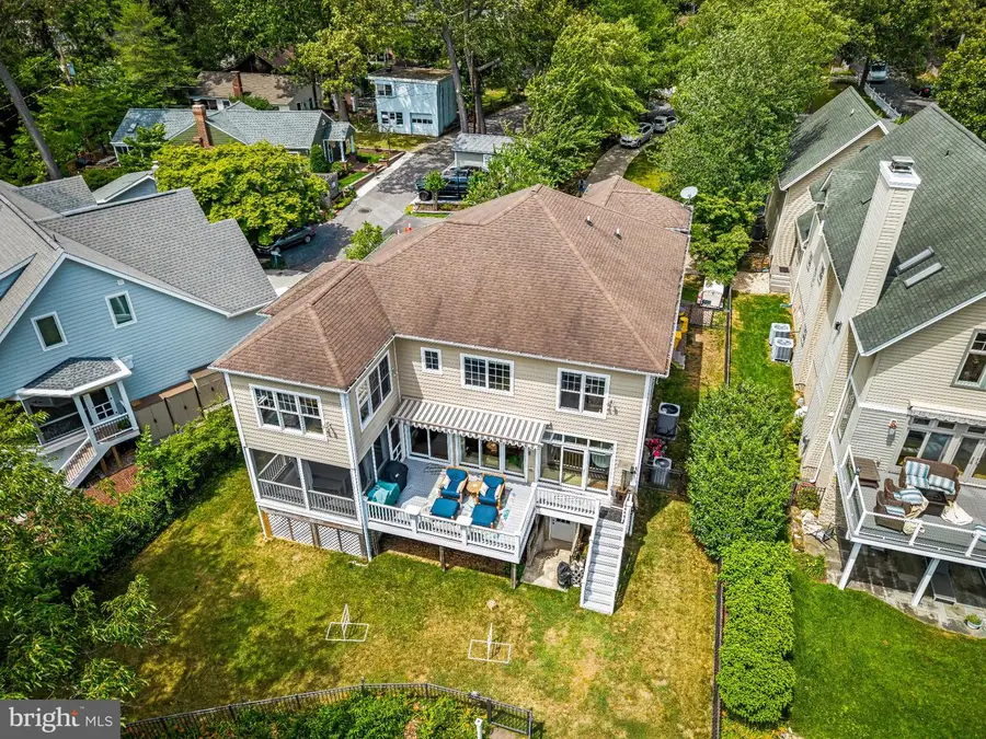 639 Honeysuckle Ln, Severna Park, MD 21146 - #3
