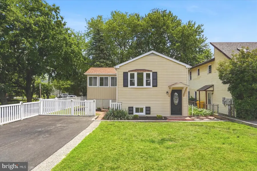 1533 Furnace Ave, Glen Burnie, MD 21060 - #2