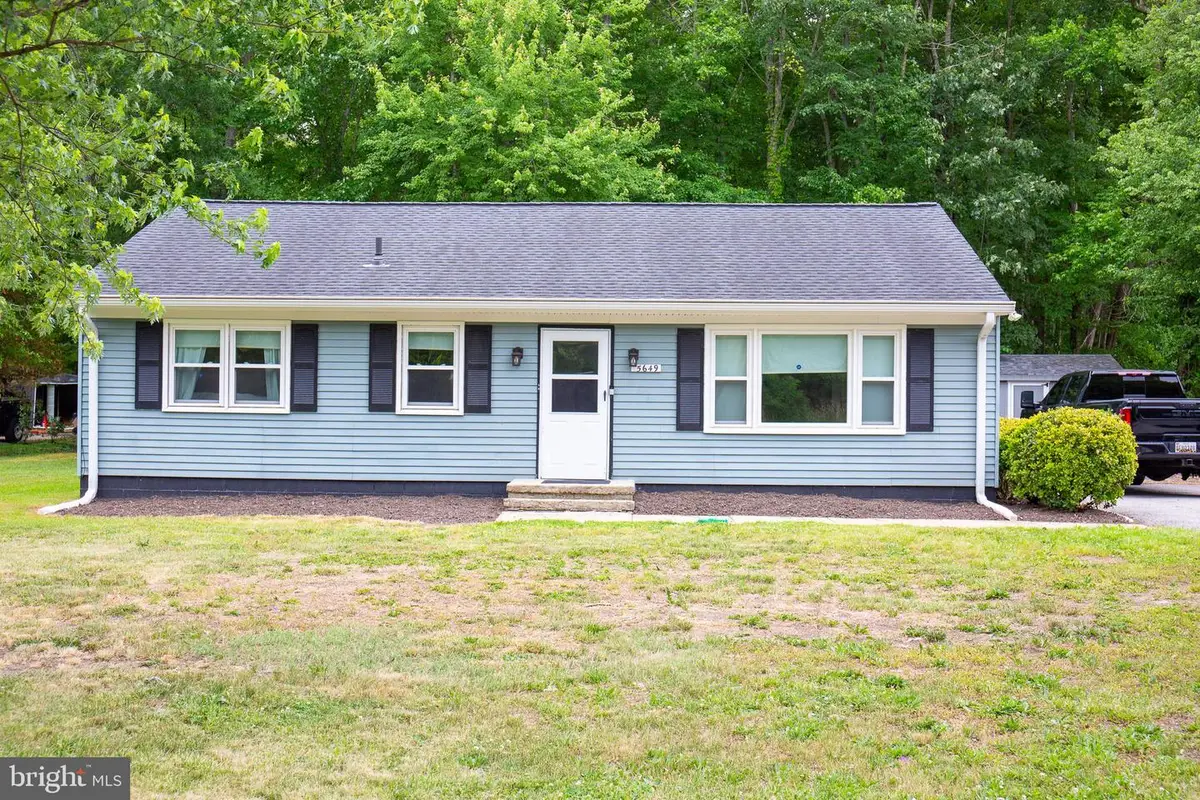 5649 Shady Side Rd, Churchton, MD 20733 - #1