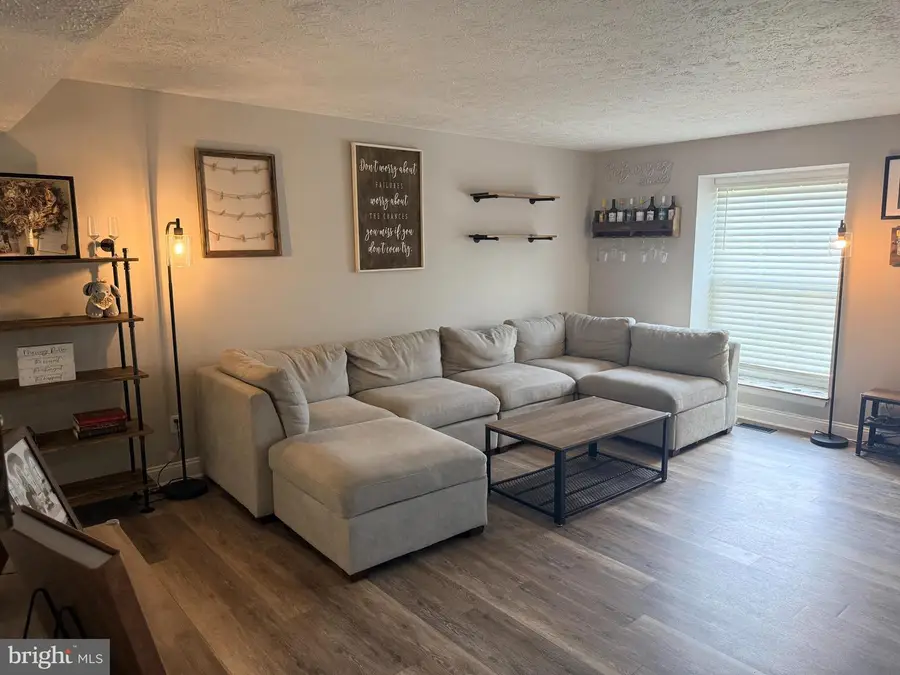 654 Paddle Wheel Ct W, Millersville, MD 21108 - #2