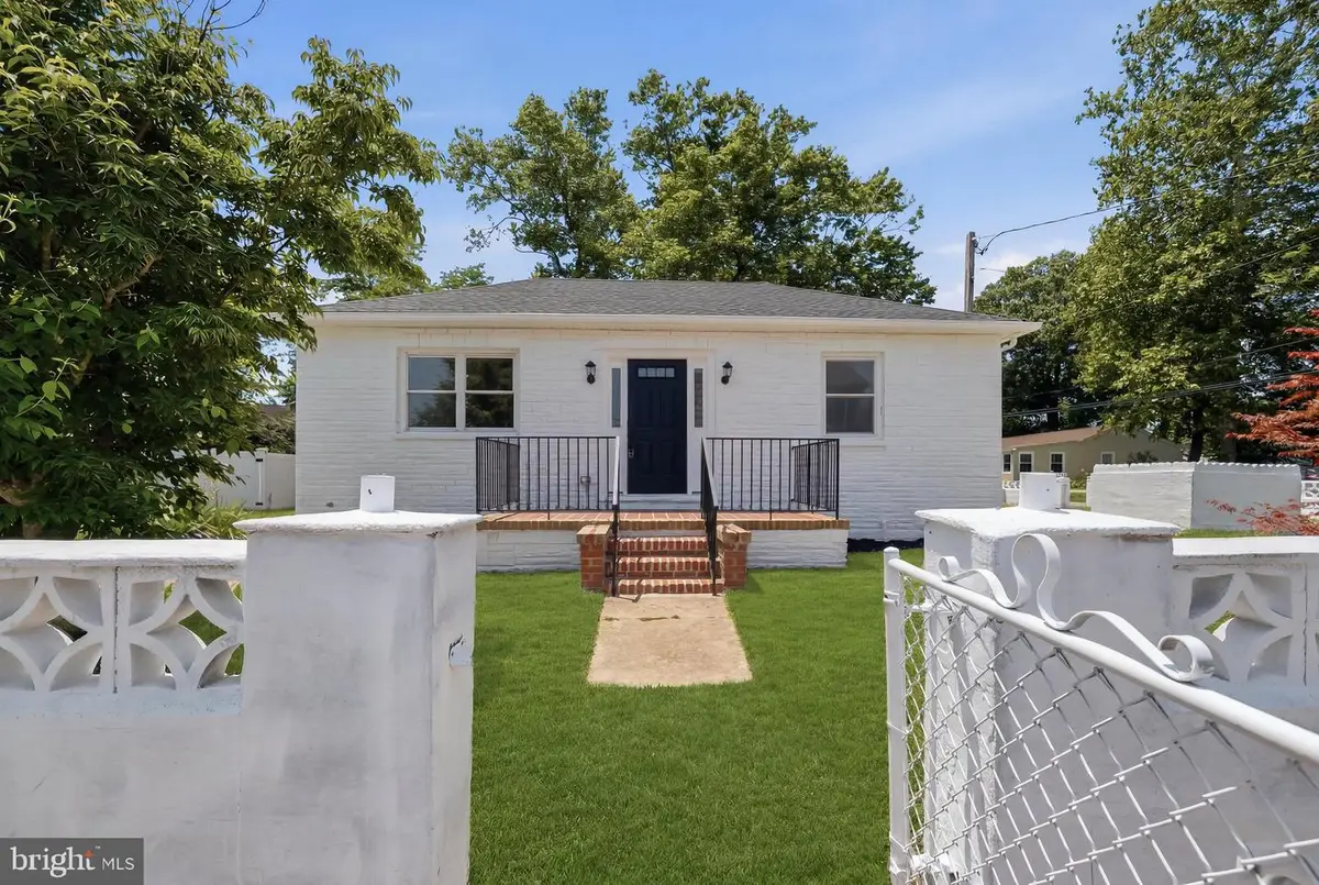 7701 Gunther Rd, Glen Burnie, MD 21060 - #1