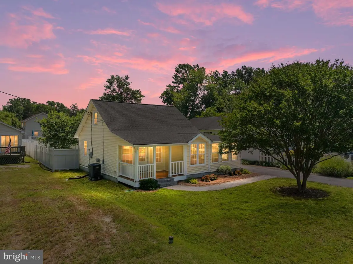 5541 Exeter St, Churchton, MD 20733 - #1