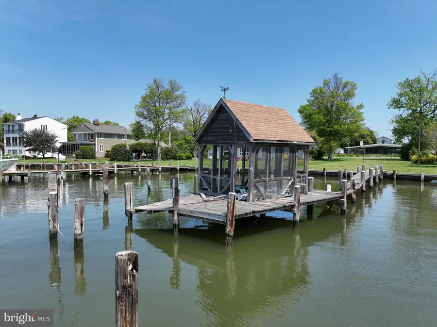 48 E Lake Dr, Annapolis, MD 21403 - #3