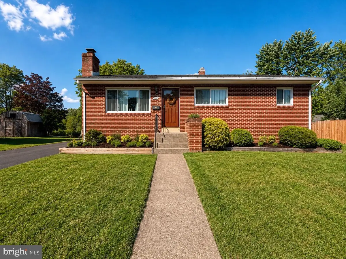 805 Glenview Ave, Glen Burnie, MD 21061 - #1