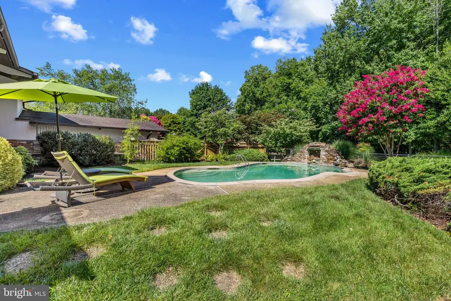 1527 Gordon Cove Dr, Annapolis, MD 21403 - #3