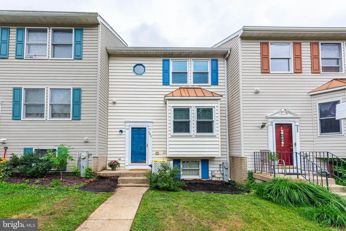307 Sloping Woods Ct, Annapolis, MD 21409 - #1