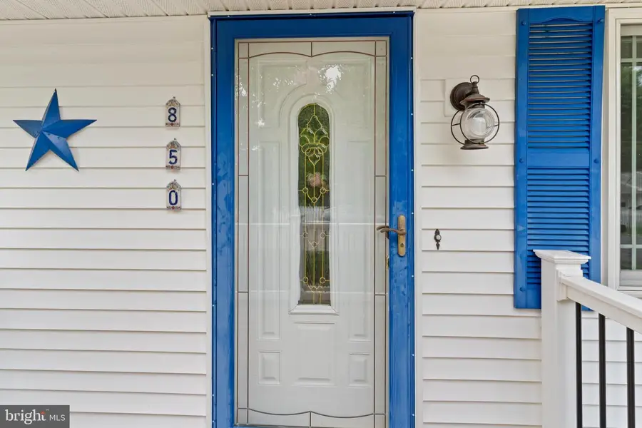 850 Holly Ave, Edgewater, MD 21037 - #2