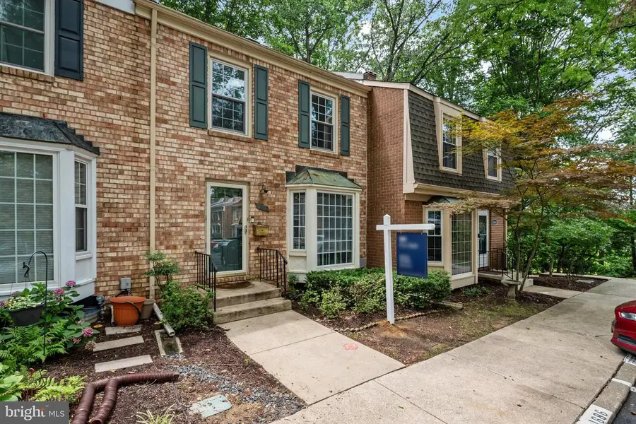 1686 Albermarle Dr, Crofton, MD 21114 - #2