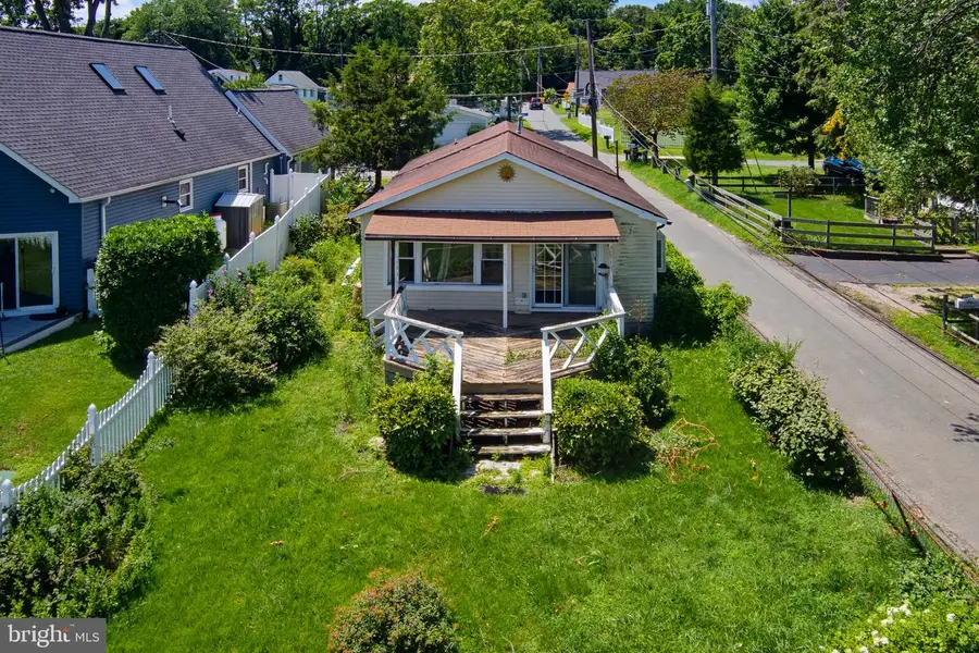 1300 Mcnabbs Ln, Pasadena, MD 21122 - #3
