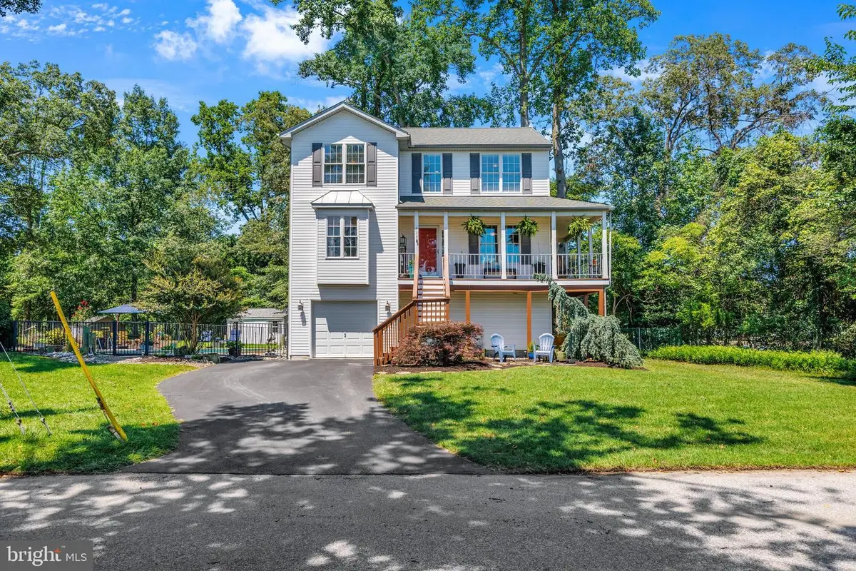 233 Circle Rd, Pasadena, MD 21122 - #1