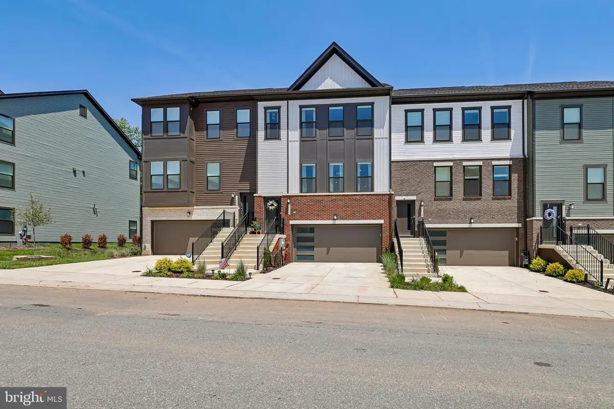 1120 Crested Wood Dr, Laurel, MD 20724 - #1