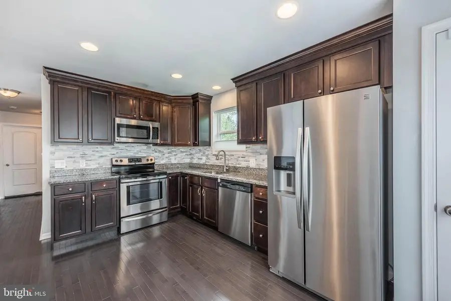 7746 Overhill Rd, Glen Burnie, MD 21060 - #3