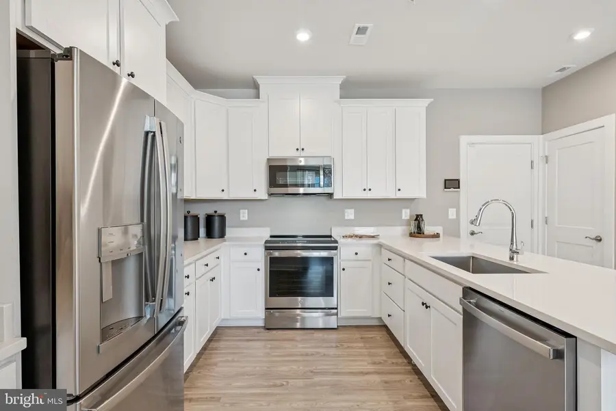 7809 Truffle Grove Dr, Hanover, MD 21076 - #2