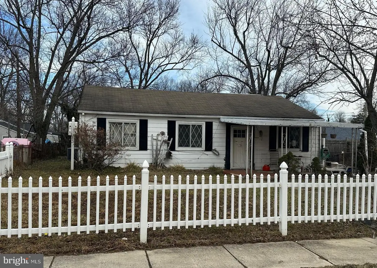 1702 Manning Rd, Glen Burnie, MD 21061 - #1