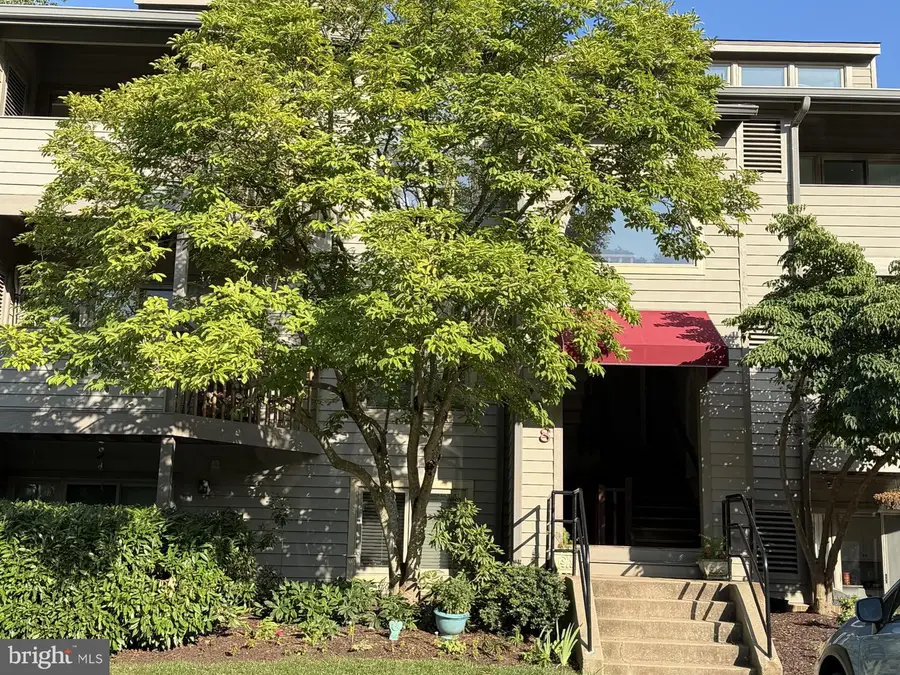 7048 Harbour Village Ct #202, Annapolis, MD 21403 - #2