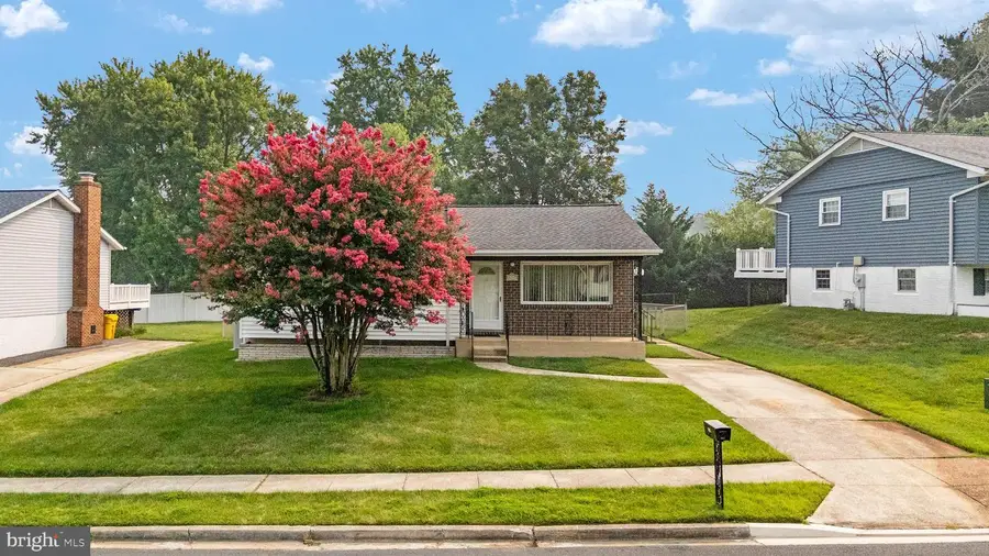 8245 Victoria Rd, Millersville, MD 21108 - #3