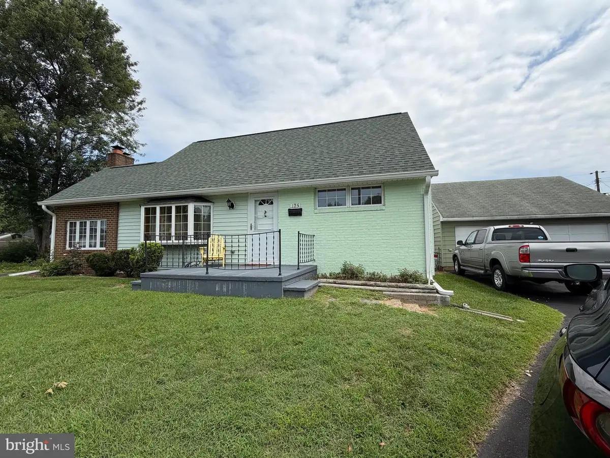 125 Elm Dr, Glen Burnie, MD 21060 - #1