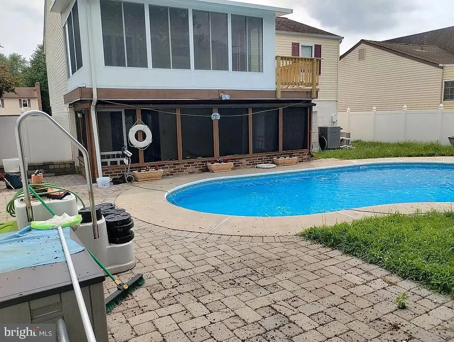 7882 Brighton Ct, Pasadena, MD 21122 - #3