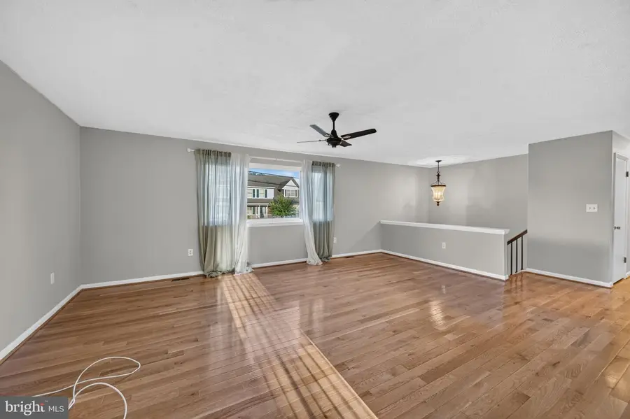 6584 Brentwood Rd, Linthicum Heights, MD 21090 - #3