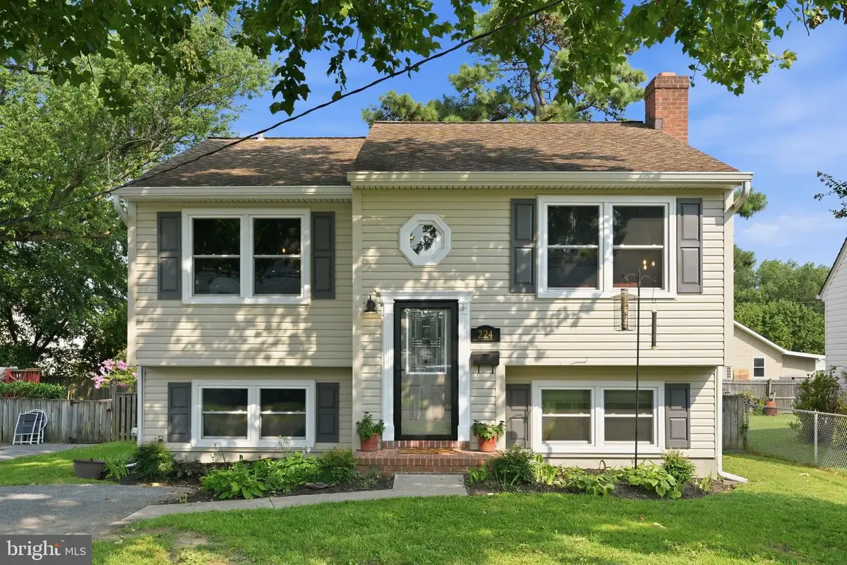 224 Asbury Rd, Pasadena, MD 21122 - #1