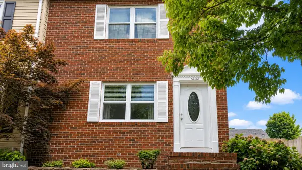 1238 Holmespun Dr, PASADENA, MD 21122