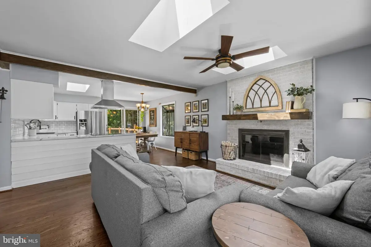 1 Sanibel Captiva Ln, Severn, MD 21144 - #1