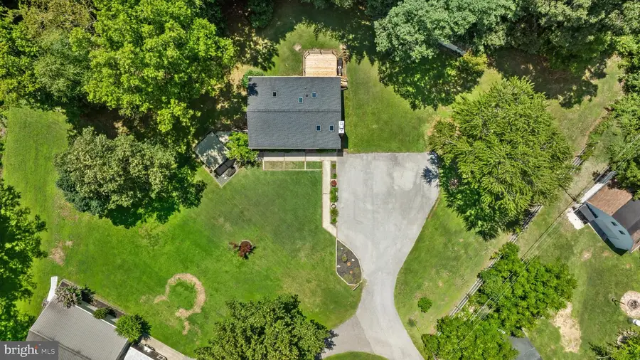 1 Sanibel Captiva Ln, Severn, MD 21144 - #3