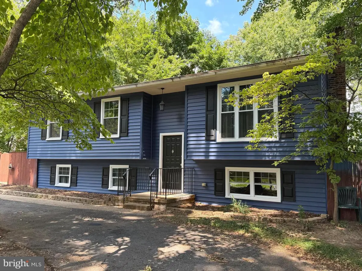 802 207th St, Pasadena, MD 21122 - #1