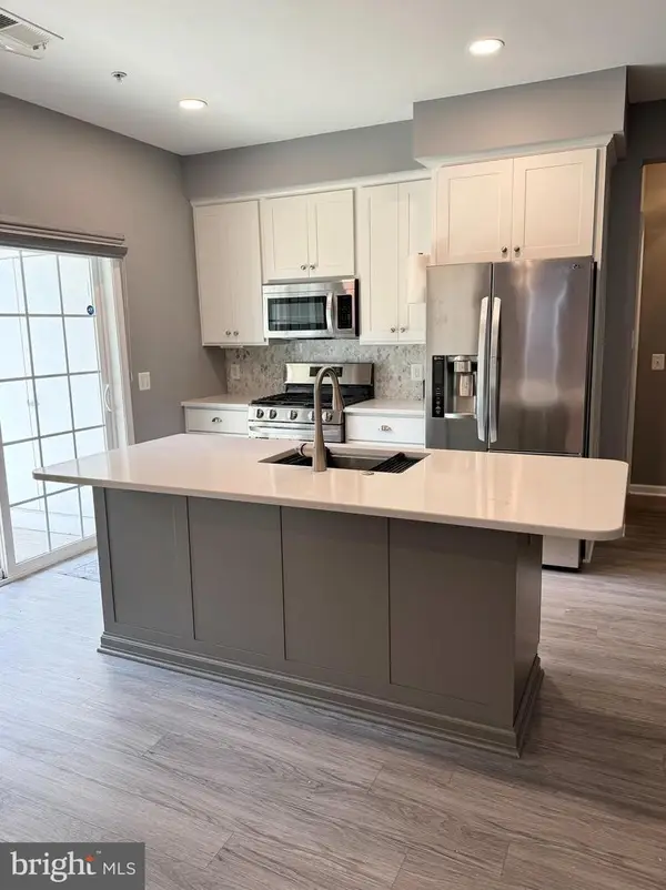 1405 Wigeon Way #101, GAMBRILLS, MD 21054