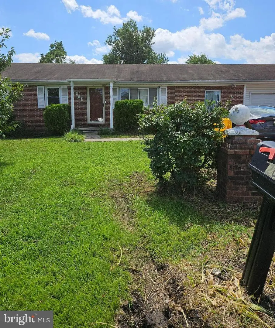 201 Warfield Rd, Glen Burnie, MD 21060 - #1