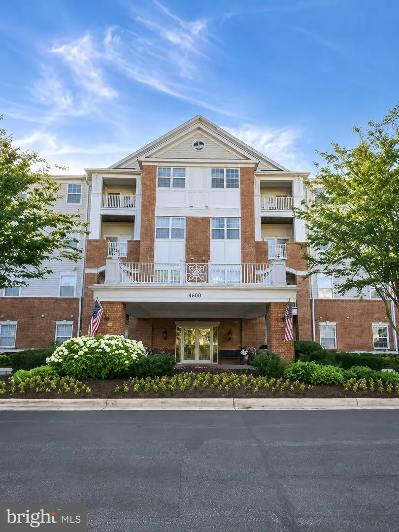 2604 Chapel Lake Dr #104, Gambrills, MD 21054 - #1