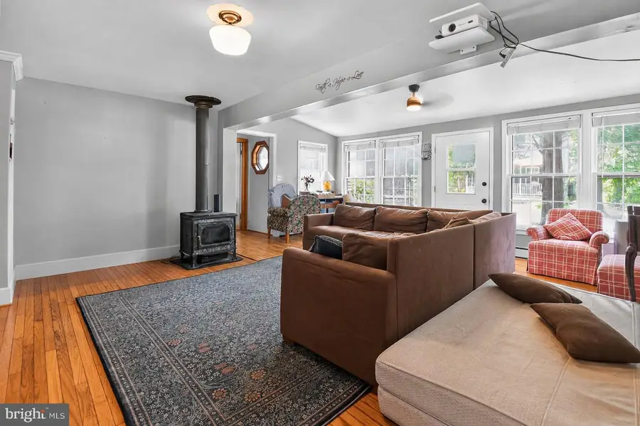 1704 Maryland Ave, Shady Side, MD 20764 - #3