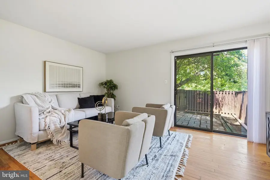 2020 Cambridge Dr, Crofton, MD 21114 - #2