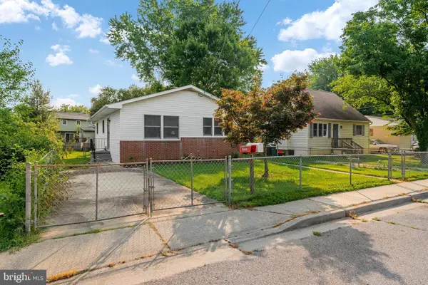 200 Woods Dr, ANNAPOLIS, MD 21403