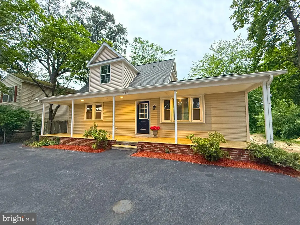 706 203rd St, Pasadena, MD 21122 - #1