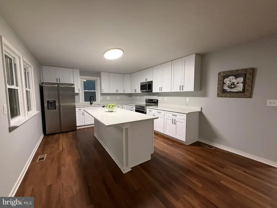 706 203rd St, Pasadena, MD 21122 - #3