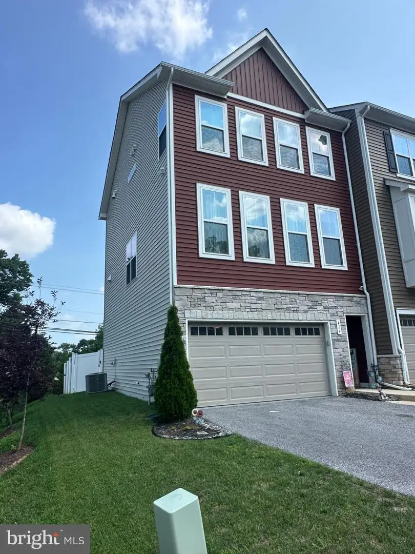 414 Valeview Ln, Millersville, MD 21108 - #2