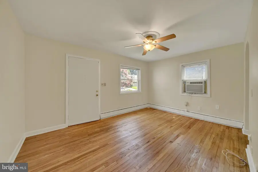 218 Kuethe Rd Ne, Glen Burnie, MD 21060 - #2