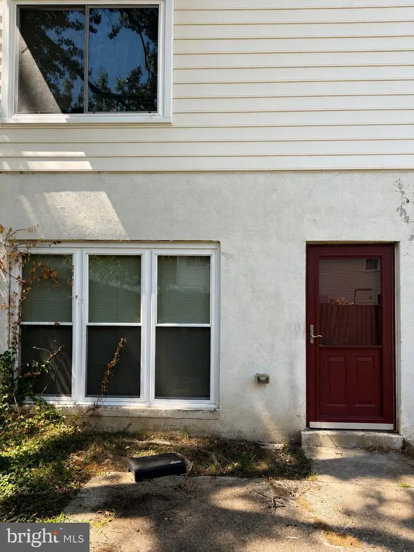 1725 W Bancroft Ln, Crofton, MD 21114 - #3