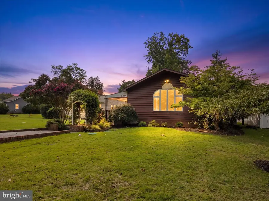 1689 Twickenham Rd, Pasadena, MD 21122 - #3