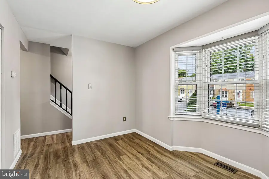 1812 Foxdale Ct, Crofton, MD 21114 - #3