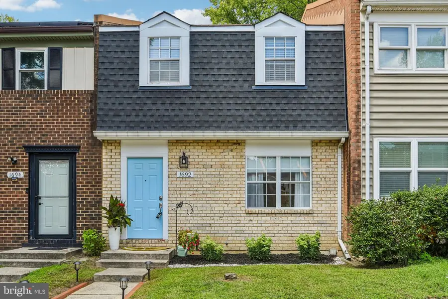 1692 Yorktown Ct, Crofton, MD 21114 - #2